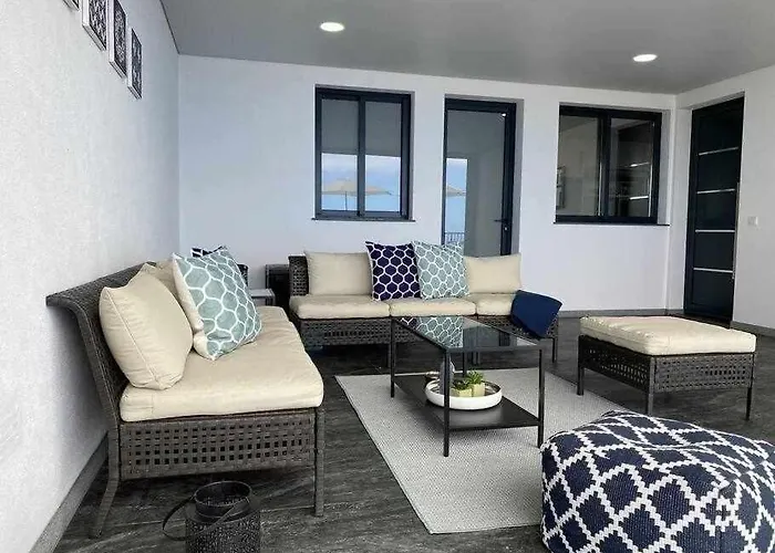 Shangri Sol - House * Arco da Calheta (Madeira)